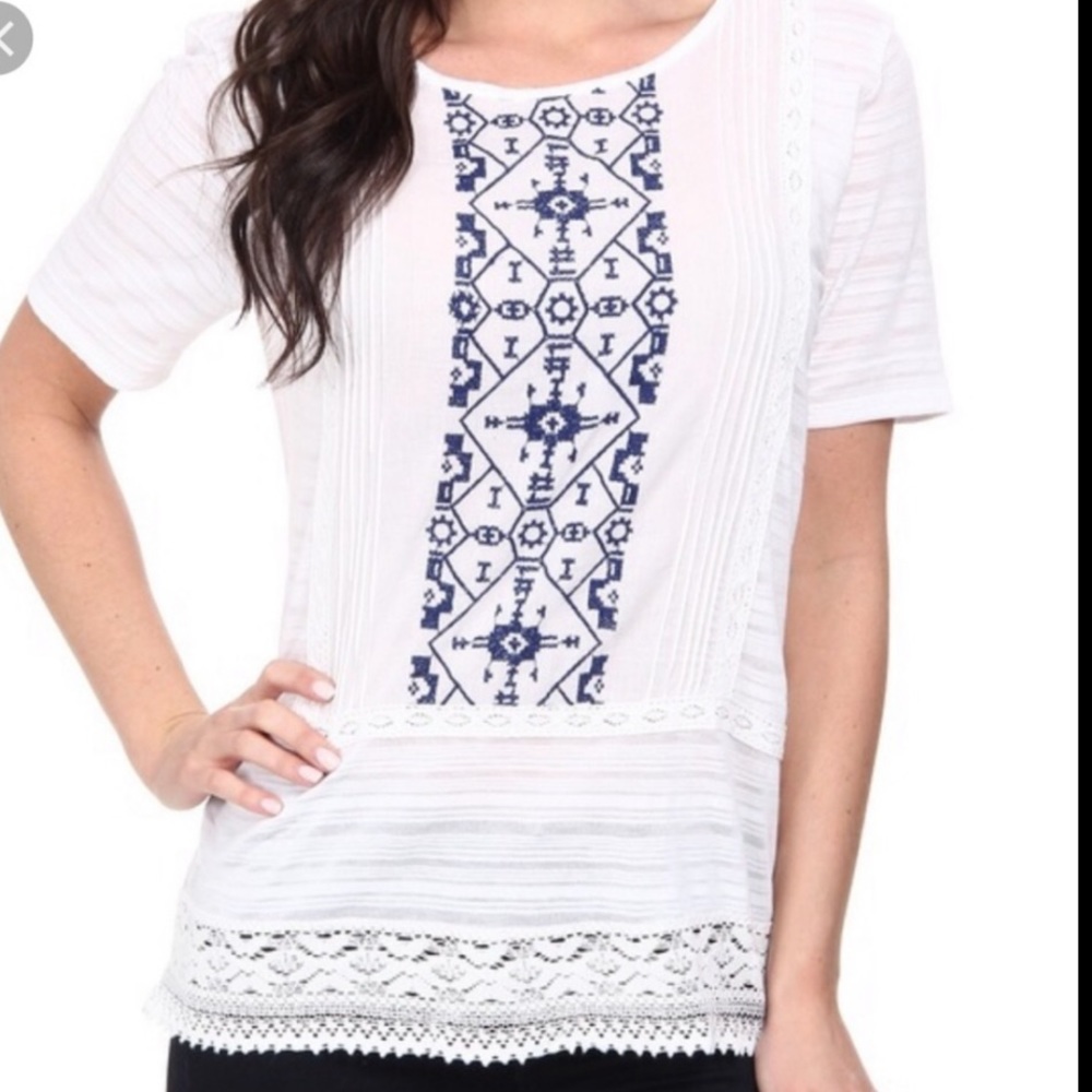 ❤️5 for$20❤️Lucky Brand White and Blue Short Sleeve Tee - Picture 2 of 9